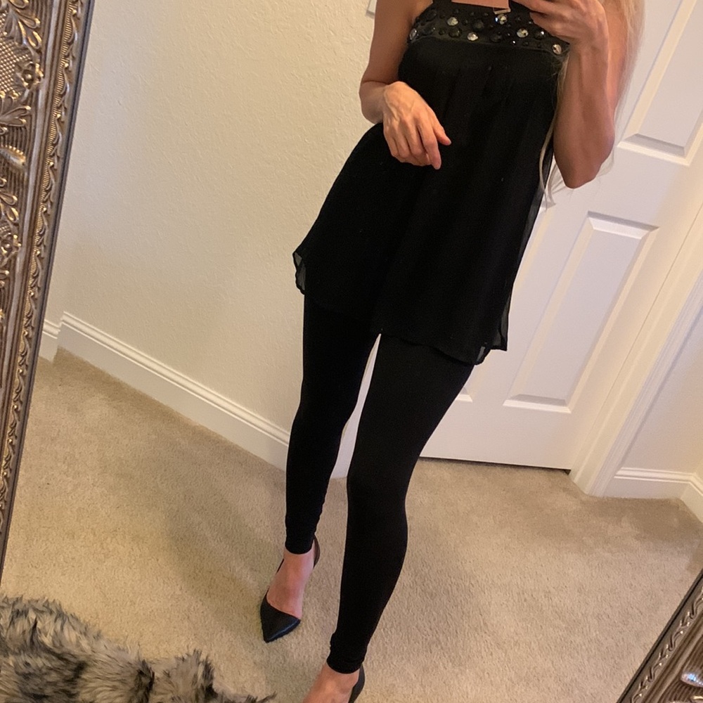Black top size S embellished - Picture 4 of 17